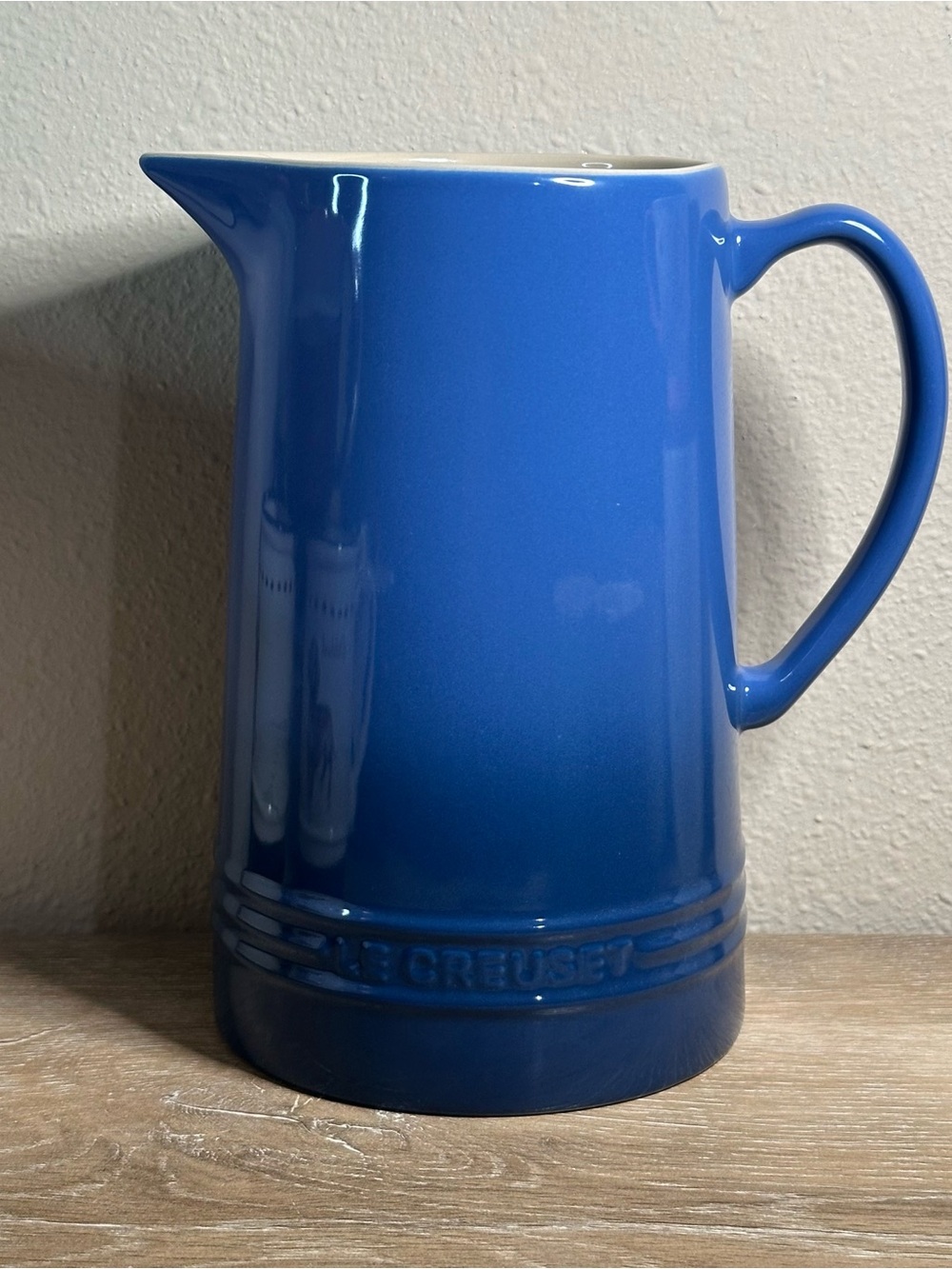 Le Creuset Stoneware Pitcher Large 1.5 L  1.6 Quart Jug In Cobalt blue NWT!!